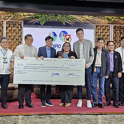 OceanaGold remits its first payment of PhP1.1 billion additional government share