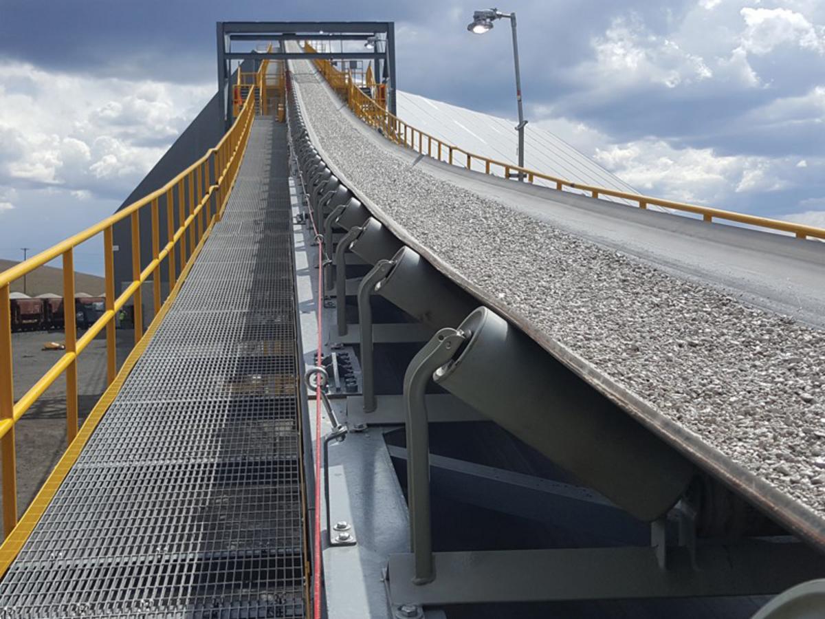 CHIEF OPEN BELT CONVEYOR - BUILT TO HANDLE THE TOUGHEST INDUSTRIAL APPLICATIONS