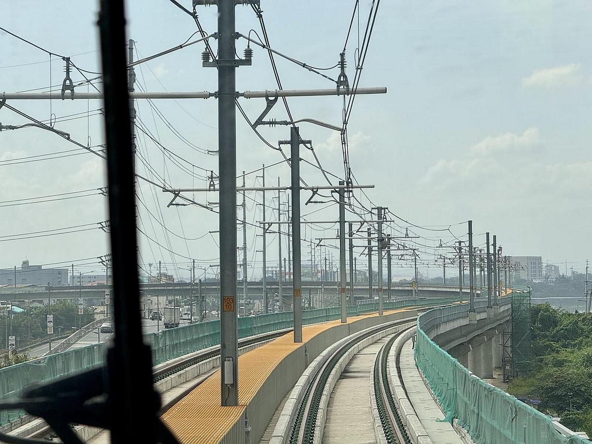 1st phase of LRT-1 Cavite Extension 97% complete
