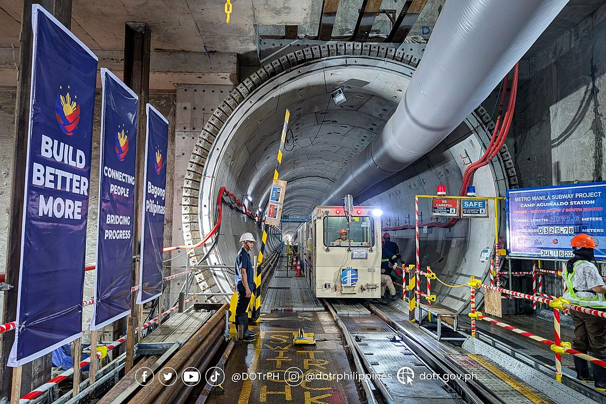 Marcos Pushes to Fast-Track Metro Manila Subway Segment