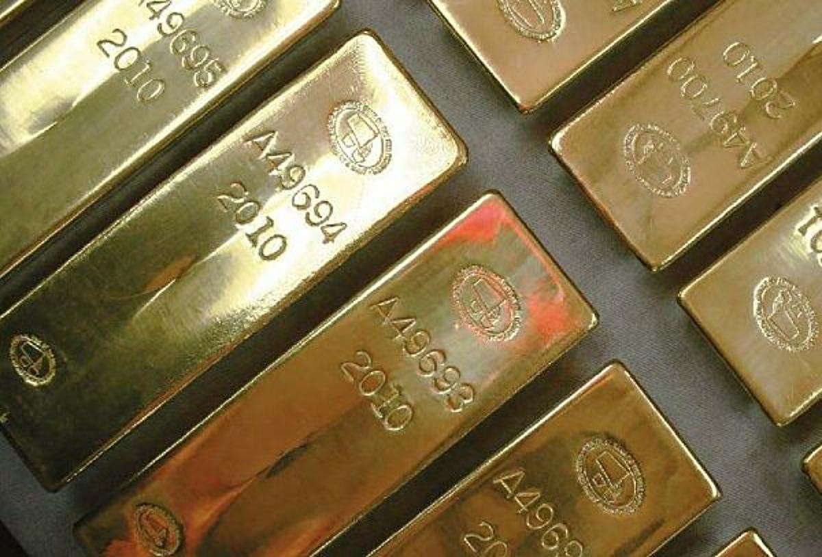 Gold surge lifts Philippine metallic sector as nickel slumps