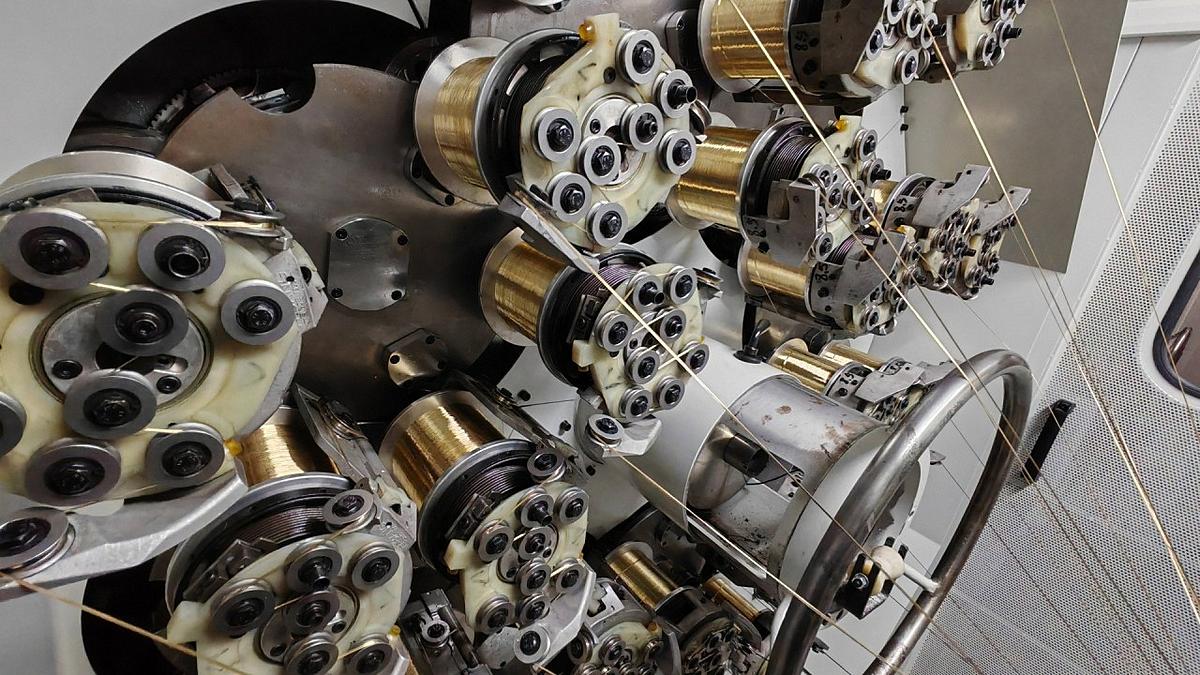 Why Sinopulse Chooses German High-Speed Hose Braiding Machines 